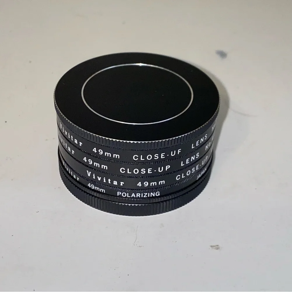 Vintage Vivitar 49 mm Close Up Lens Kit Nos 1 2 & 4 with Polarizing Lens & Case